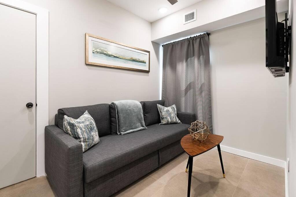 Elegant Miami Apartment East Little Havana / Free Parking Екстериор снимка
